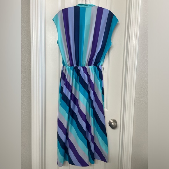 Vtg. 70’s/80’s Faux Wrap Around Sleeveless Dress w/attached camisole - Picture 2 of 7